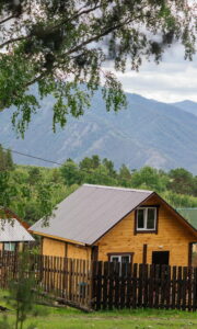 Чемальский дворик