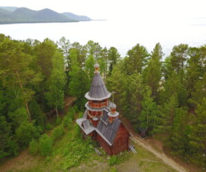 Светлая поляна