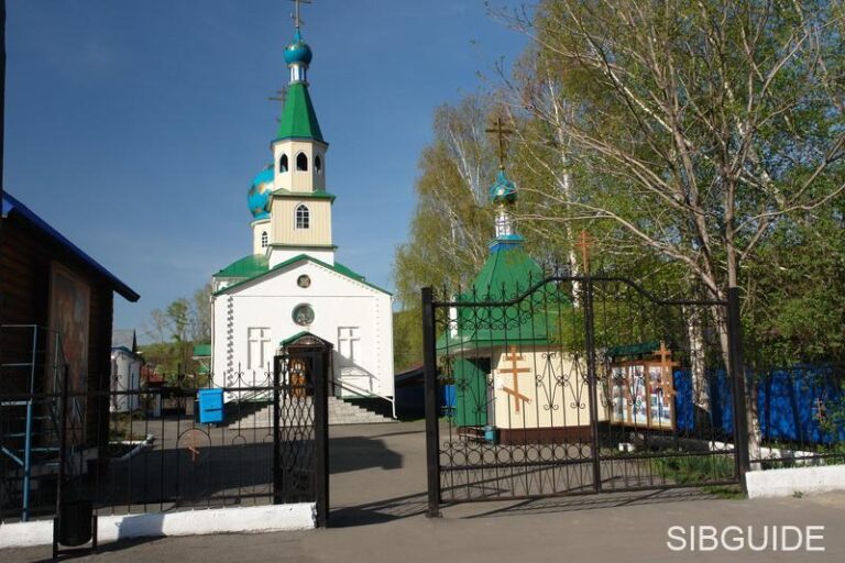 Церковь в честь Преображения Господня в Горно-Алтайске